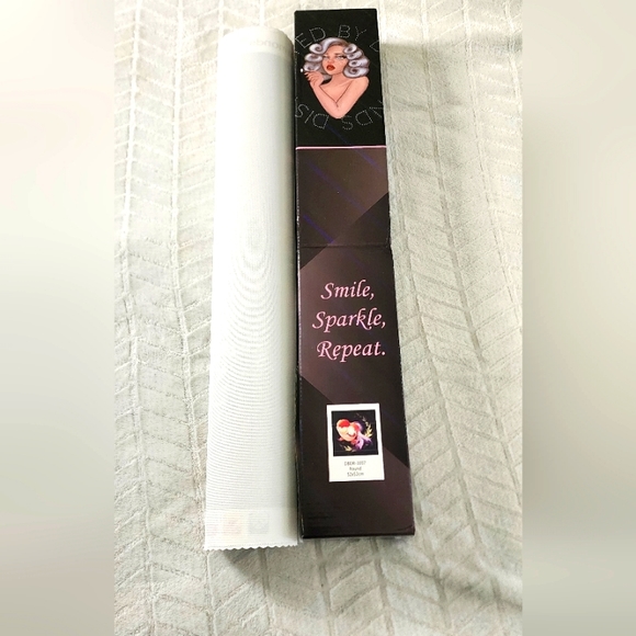 Distracted by Diamonds diamond painting kit Oranda Goldfish - Picture 4 of 4